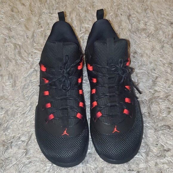 Jordan Ultra Fly 2 Low - Picture 2 of 6